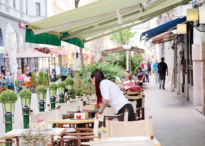 호스텔 Maverick Market