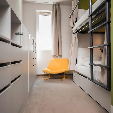 Maverick Market Hostel