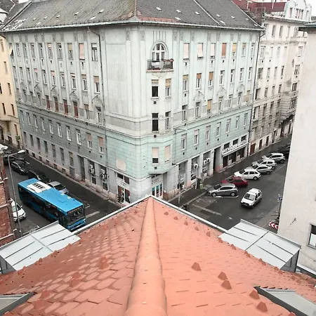 Maverick Market * Budapešť