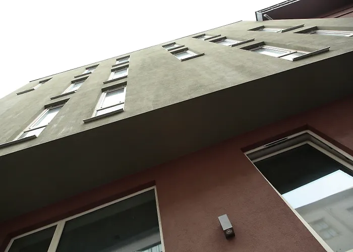 Maverick Market Hostel Budapest