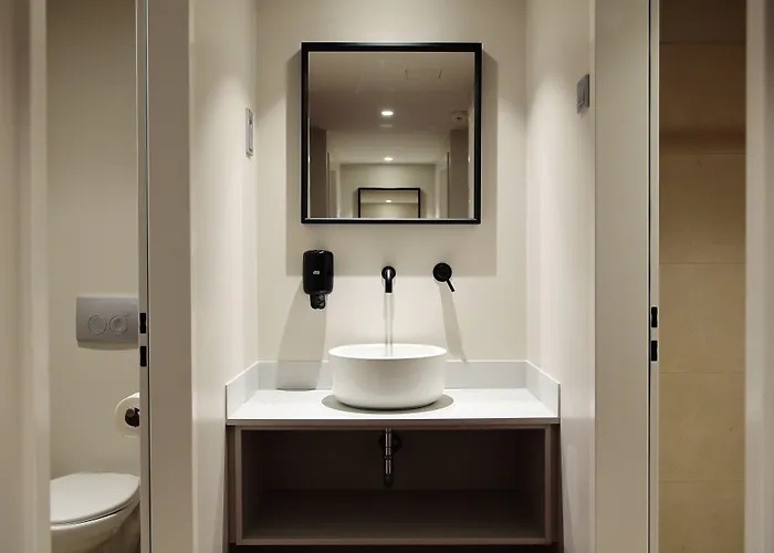 Maverick Market Hostel