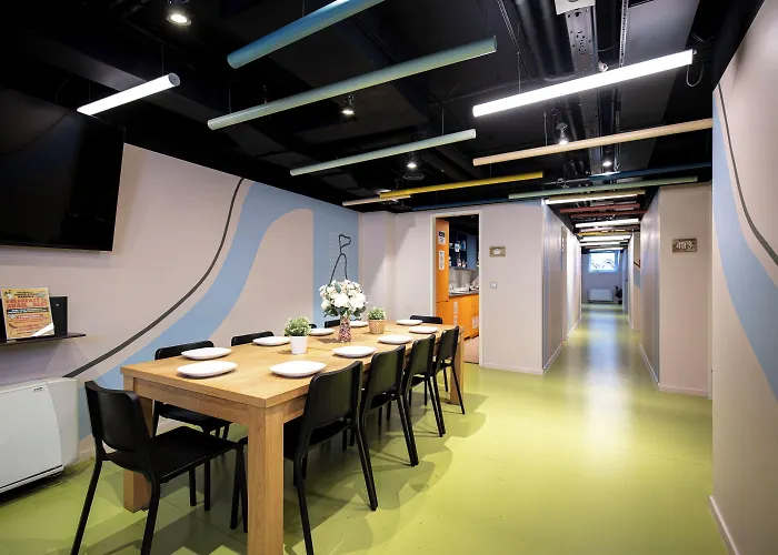 Vandrarhem Maverick Urban *